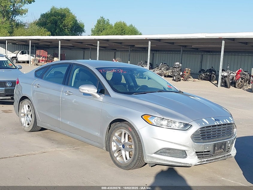 FORD FUSION SE