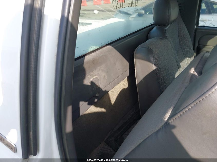 2007 Chevrolet Silverado 1500 Classic Work Truck VIN: 3GCEC14XX7G192320 Lot: 43320440