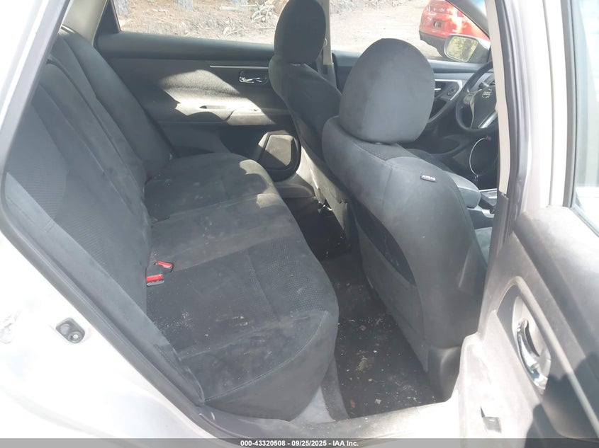 2015 Nissan Altima 2.5 S VIN: 1N4AL3AP6FN329652 Lot: 43320508