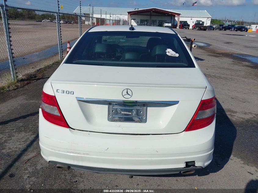 2008 Mercedes-Benz C 300 Luxury/Sport VIN: WDDGF54X48RO18676 Lot: 43320536