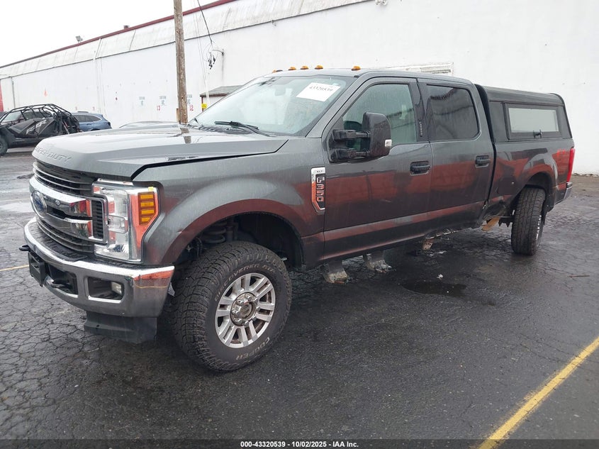 1FT8W3B6XKEE70479 2019 FORD F350 photo no. 2