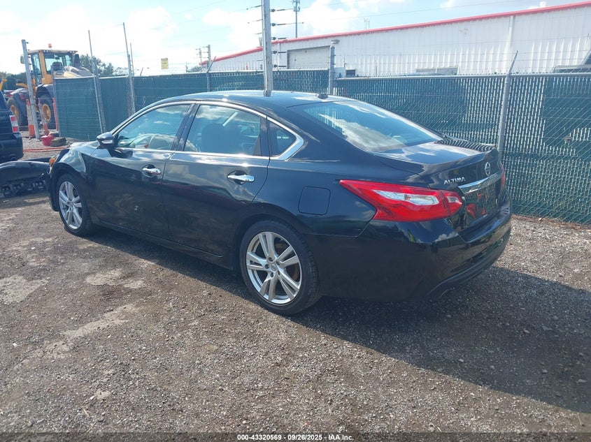 2017 NISSAN ALTIMA 3.5 SL/3.5 SR 1N4BL3AP5HC120048