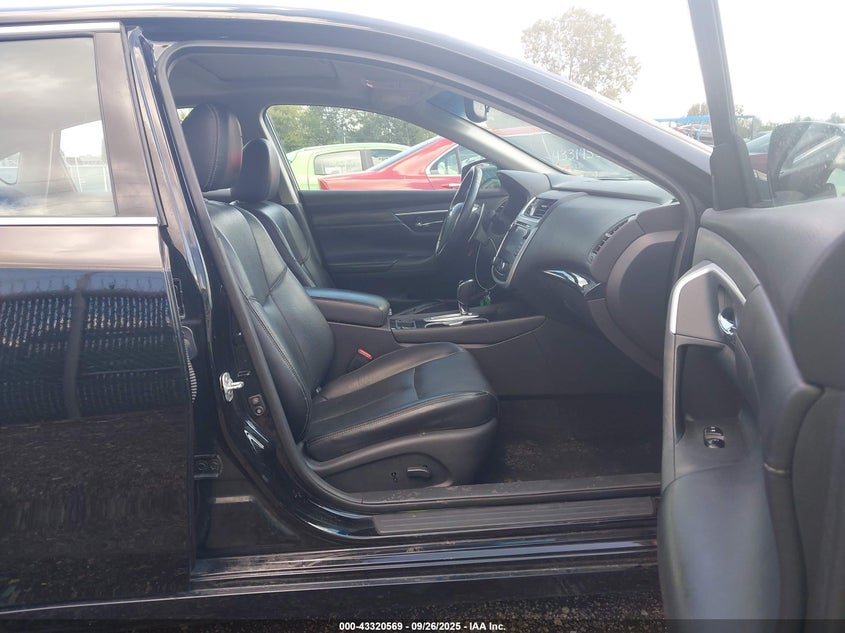 2017 NISSAN ALTIMA 3.5 SL/3.5 SR 1N4BL3AP5HC120048