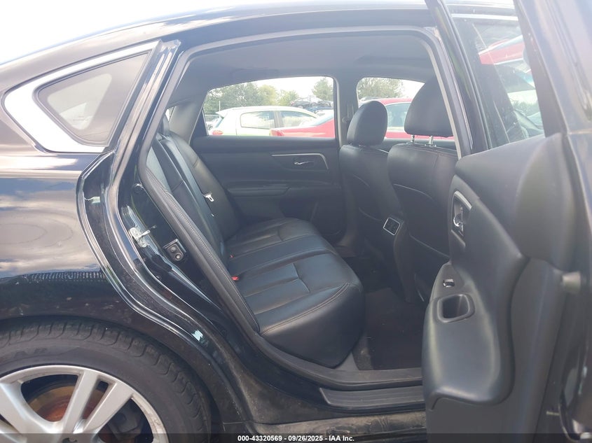 2017 NISSAN ALTIMA 3.5 SL/3.5 SR 1N4BL3AP5HC120048