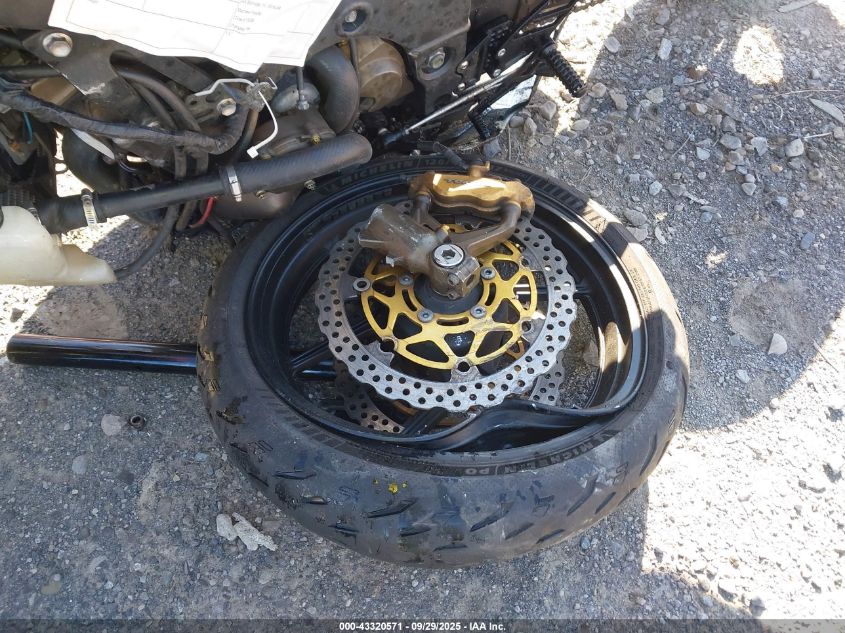 2004 Kawasaki Ninja Zx 10R VIN: JKAZXCC164A006047 Lot: 43320571