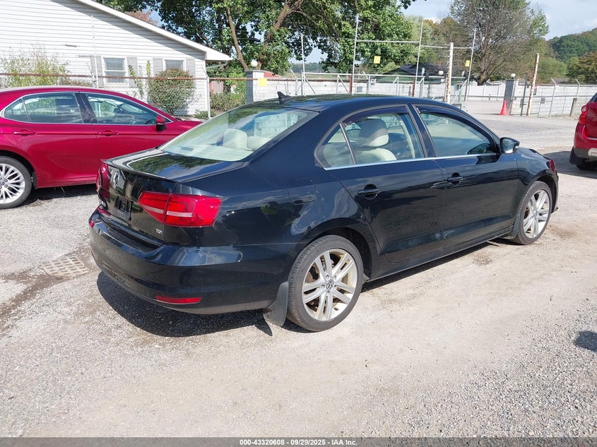 2015 VOLKSWAGEN JETTA 2.0L TDI SEL - 3VWLA7AJ0FM203256