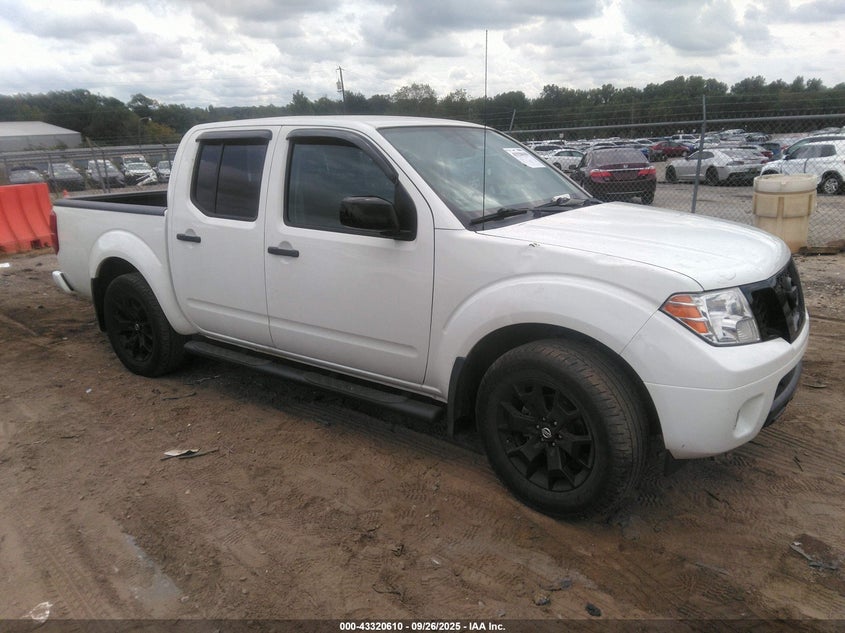 NISSAN FRONTIER SV 4X4