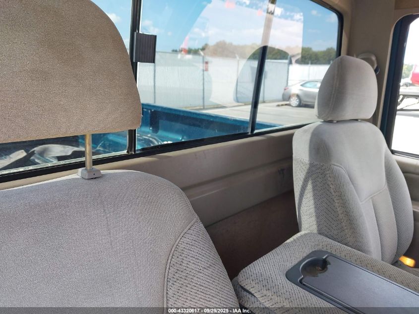 1996 GMC Sierra K1500 VIN: 1GTEK14R0TZ531567 Lot: 43320617