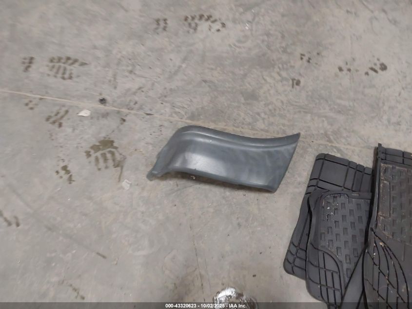 2001 Nissan Xterra Se VIN: 5N1ED28Y61C514138 Lot: 43320623