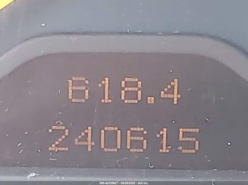 1998 Mercedes-Benz E 320 VIN: WDBJH65F2WA521204 Lot: 43320627