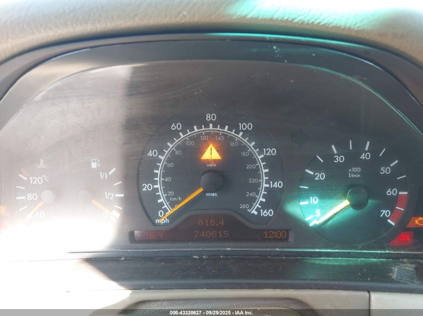 1998 Mercedes-Benz E 320 VIN: WDBJH65F2WA521204 Lot: 43320627