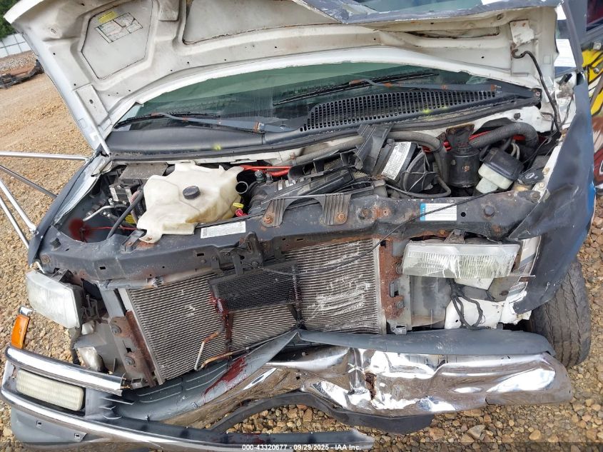 2001 Chevrolet Express Rv Cutaway VIN: 1GBJG31R911211115 Lot: 43320677