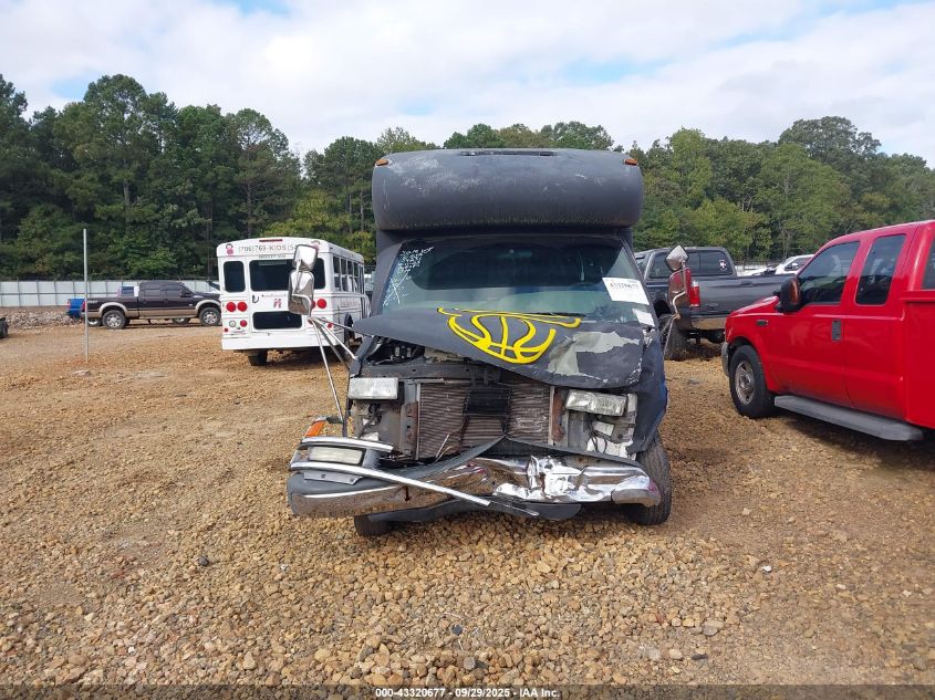 2001 Chevrolet Express Rv Cutaway VIN: 1GBJG31R911211115 Lot: 43320677