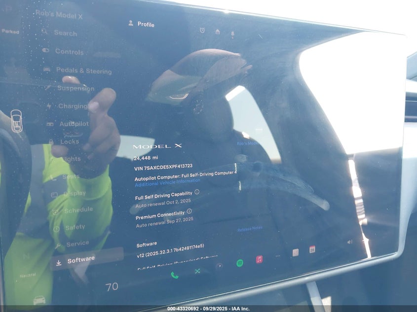 2023 Tesla Model X Dual Motor All-Wheel Drive/Standard Range VIN: 7SAXCDE5XPF413723 Lot: 43320692