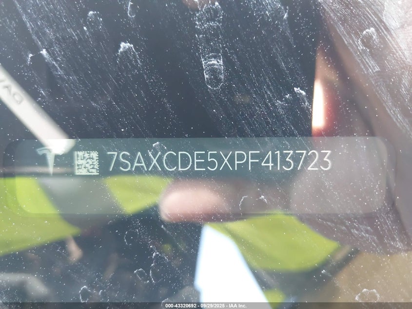 2023 Tesla Model X Dual Motor All-Wheel Drive/Standard Range VIN: 7SAXCDE5XPF413723 Lot: 43320692