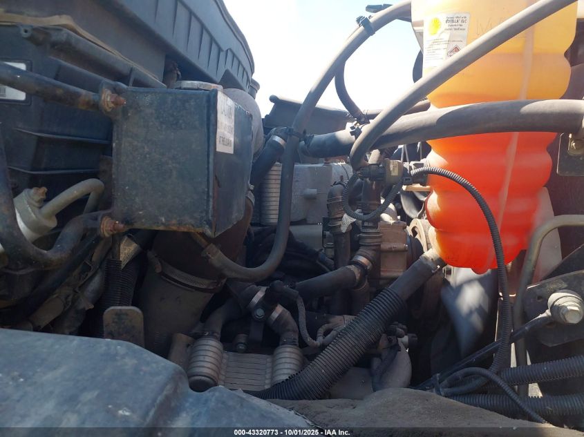 2011 International 7000 7600 VIN: 1HTWYSHTXBJ370675 Lot: 43320773