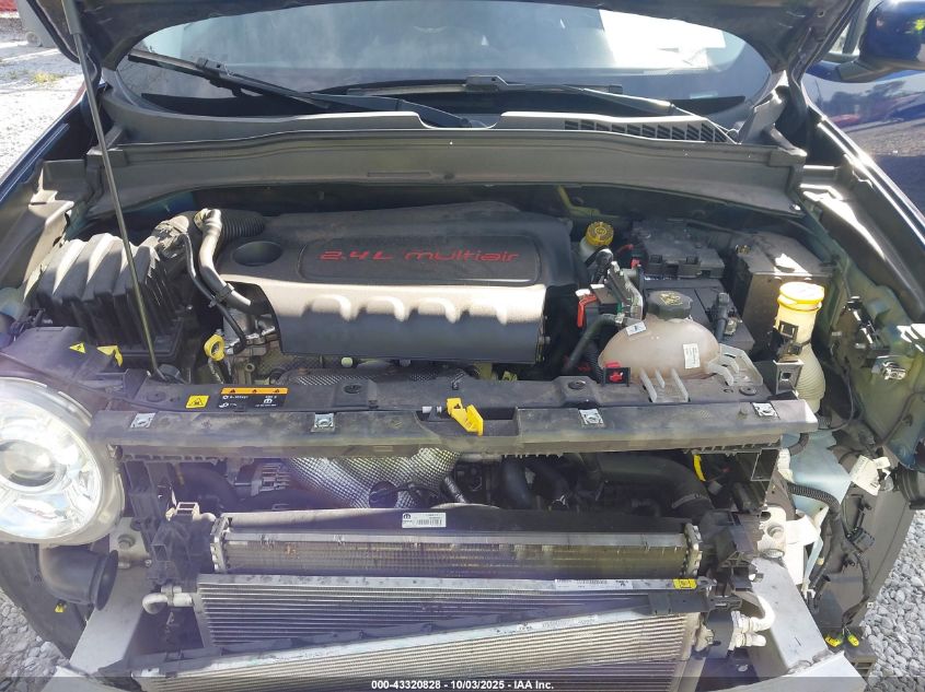 2017 Jeep Renegade Latitude Fwd VIN: ZACCJABB3HPG16215 Lot: 43320828