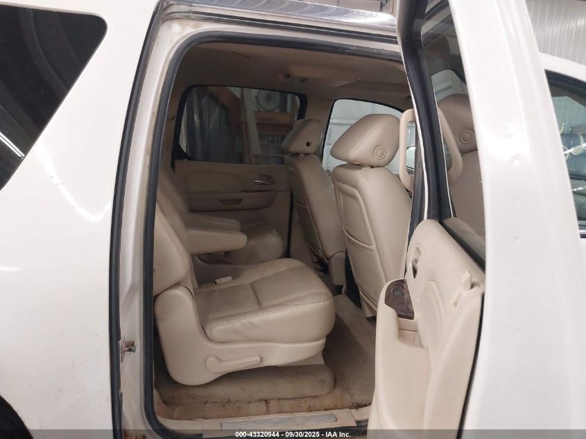 2008 Cadillac Escalade Esv Standard VIN: 1GYFK66868R120987 Lot: 43320944