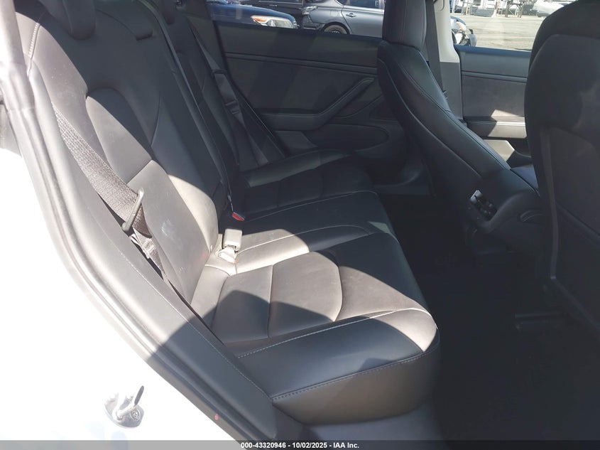 5YJ3E1EB2MF925790 2021 TESLA MODEL 3 photo no. 8