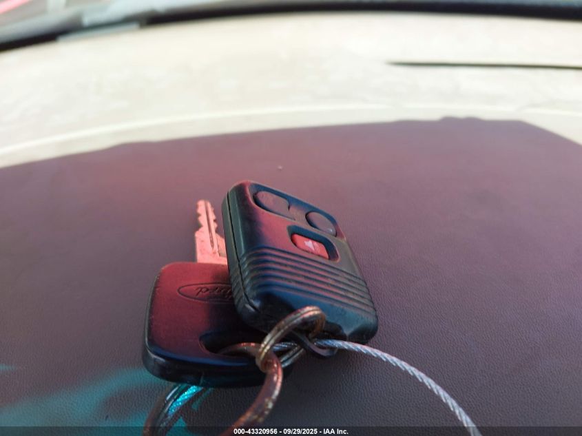 2002 Ford F-150 Xl/Xlt VIN: 1FTRX17292KA60737 Lot: 43320956