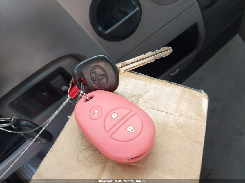 2011 Toyota Tundra Grade 5.7L V8 VIN: 5TFEY5F19BX100863 Lot: 43320989