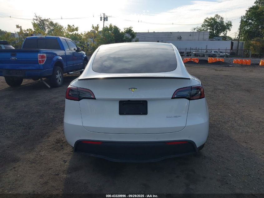 2022 Tesla Model Y Performance Dual Motor All-Wheel Drive VIN: 7SAYGDEF9NF546133 Lot: 43320996