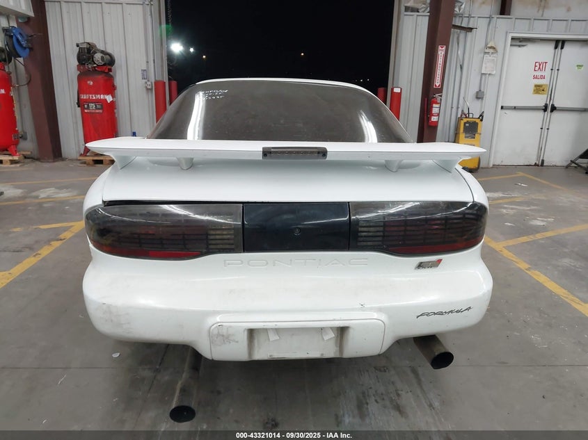 1997 Pontiac Firebird Formula VIN: 2G2FV22P7V2210817 Lot: 43321014