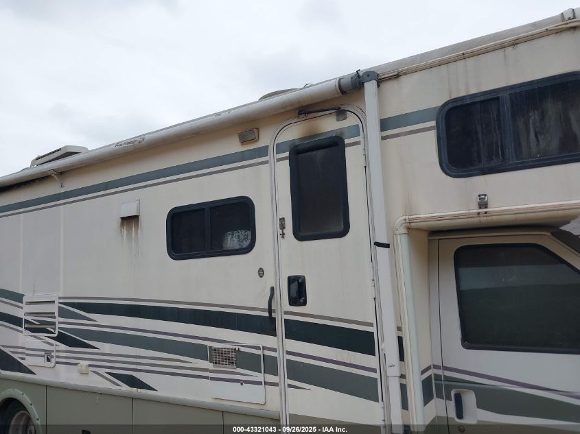 2004 Ford E-450 Cutaway Standard VIN: 1FDXE45S54HA84918 Lot: 43321043