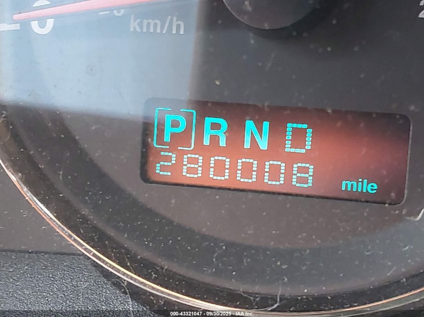 2005 Jeep Grand Cherokee Limited VIN: 1J4HR58275C608559 Lot: 43321047