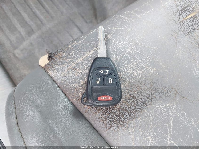 2005 Jeep Grand Cherokee Limited VIN: 1J4HR58275C608559 Lot: 43321047