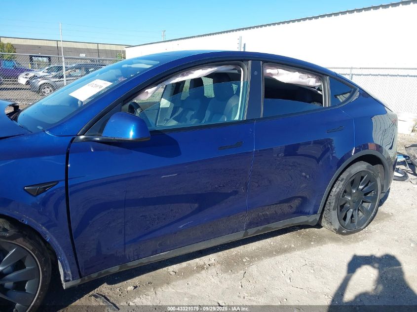 2022 Tesla Model Y Long Range Dual Motor All-Wheel Drive VIN: 7SAYGDEE0NF344188 Lot: 43321079