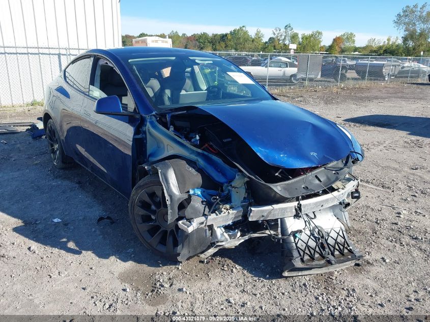 2022 Tesla Model Y Long Range Dual Motor All-Wheel Drive VIN: 7SAYGDEE0NF344188 Lot: 43321079