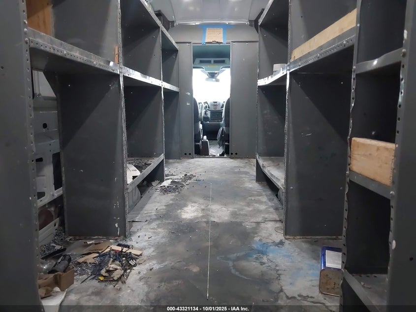 2018 Ford Transit-350 VIN: 1FTRS4XG4JKA35870 Lot: 43321134