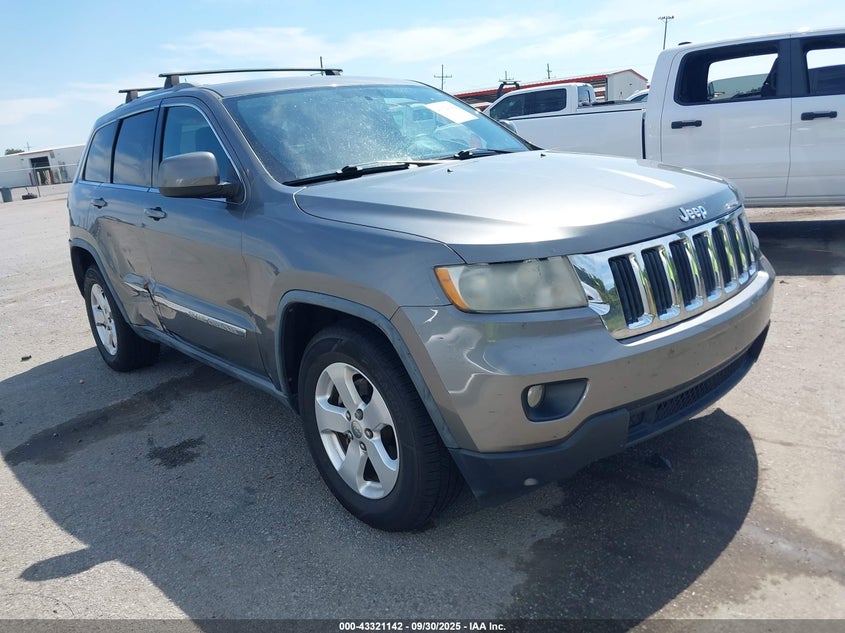 JEEP GRAND CHEROKEE LAREDO
