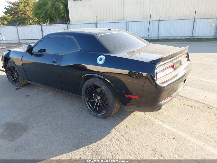 Vin: 2c3cdzbt0nh105139, lot: 43815811, dodge challenger r/t 20223