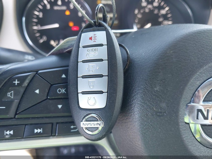 2017 NISSAN ROGUE SV - 5N1AT2MV9HC770331