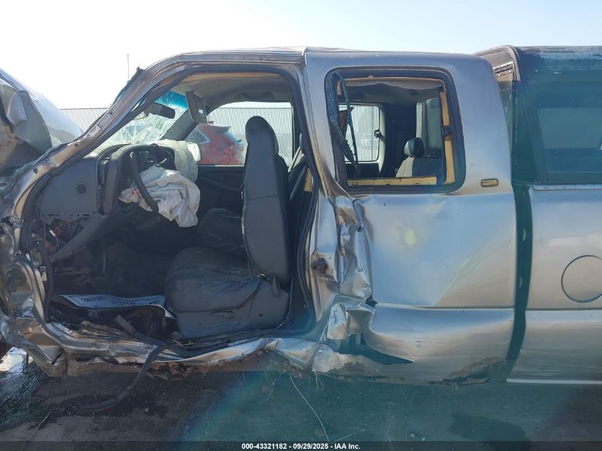 1999 Chevrolet Silverado 1500 VIN: 2GCEC19WXX1298985 Lot: 43321182