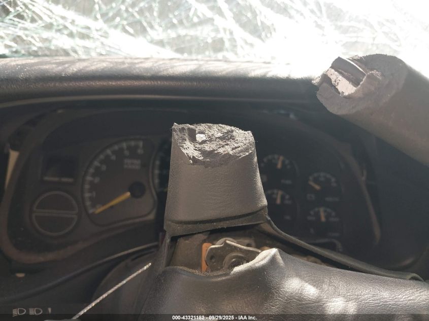 1999 Chevrolet Silverado 1500 VIN: 2GCEC19WXX1298985 Lot: 43321182