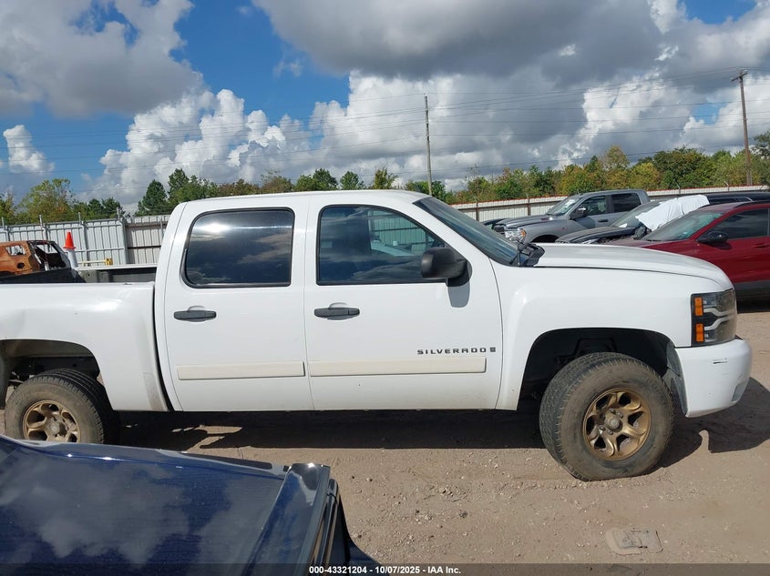 2007 Chevrolet Silverado 1500 Lt1 VIN: 3GCEK13C67G557495 Lot: 43321204