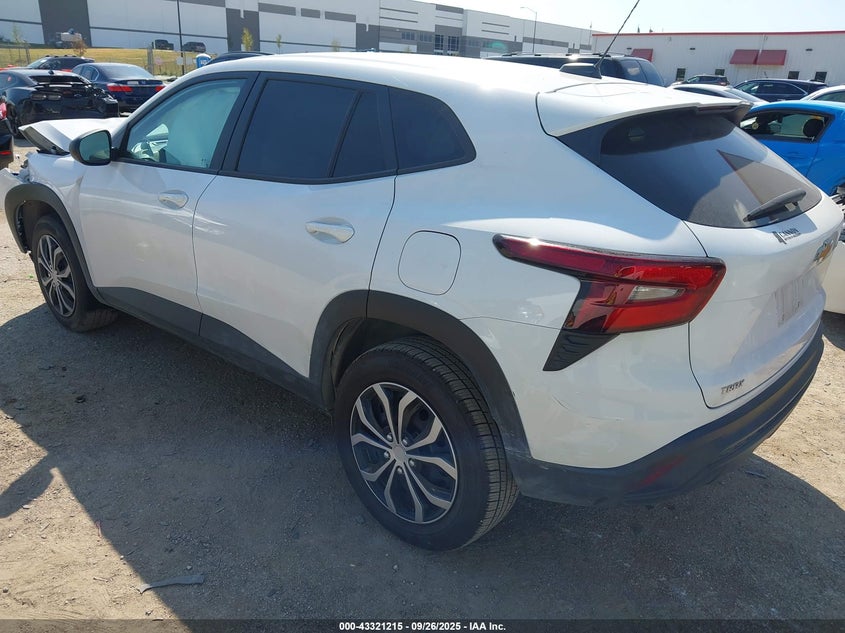 KL77LFE23RC014535 2024 CHEVROLET TRAX photo no. 3