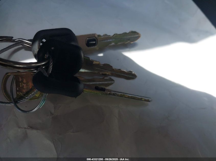 2001 Buick Century Custom VIN: 2G4WS52J611332467 Lot: 43321295