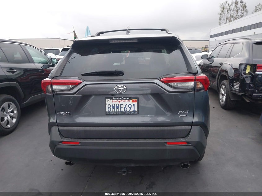 2019 TOYOTA RAV4 XLE - JTMP1RFV5KD520130