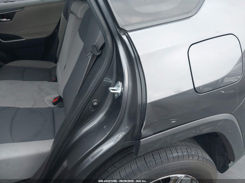 2019 TOYOTA RAV4 XLE - JTMP1RFV5KD520130