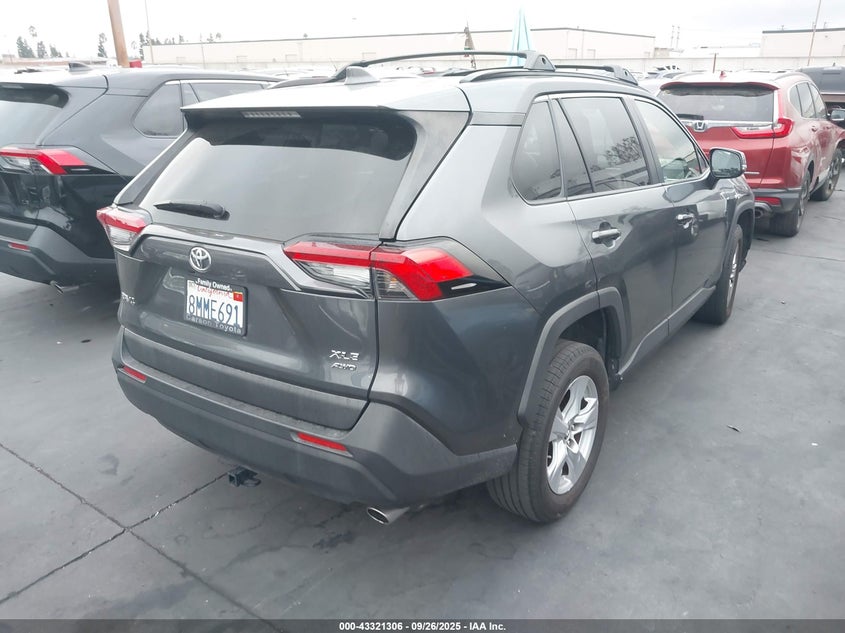 2019 TOYOTA RAV4 XLE - JTMP1RFV5KD520130