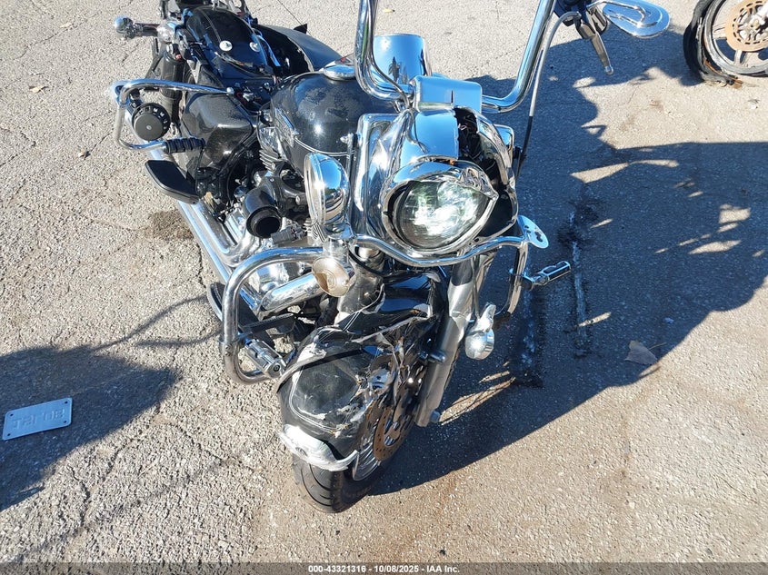 2011 HARLEY-DAVIDSON FLHRC 1HD1FRM11BB673489