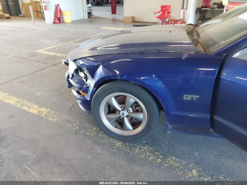 2005 Ford Mustang Gt Deluxe/Gt Premium VIN: 1ZVHT82H155226986 Lot: 43321384