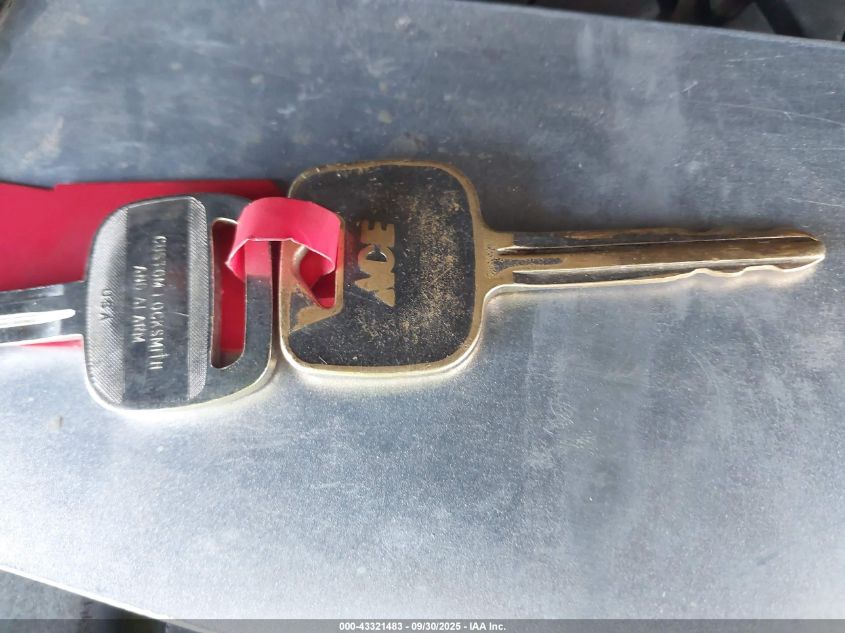 2002 Toyota Corolla Le VIN: 1NXBR12E32Z612634 Lot: 43321483