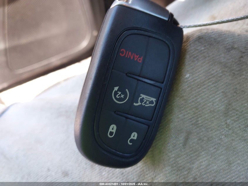 2016 JEEP CHEROKEE OVERLAND 1C4PJMJS7GW344502