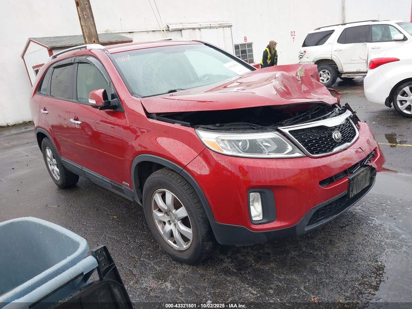 2015 KIA SORENTO LX - 5XYKTCA69FG653241