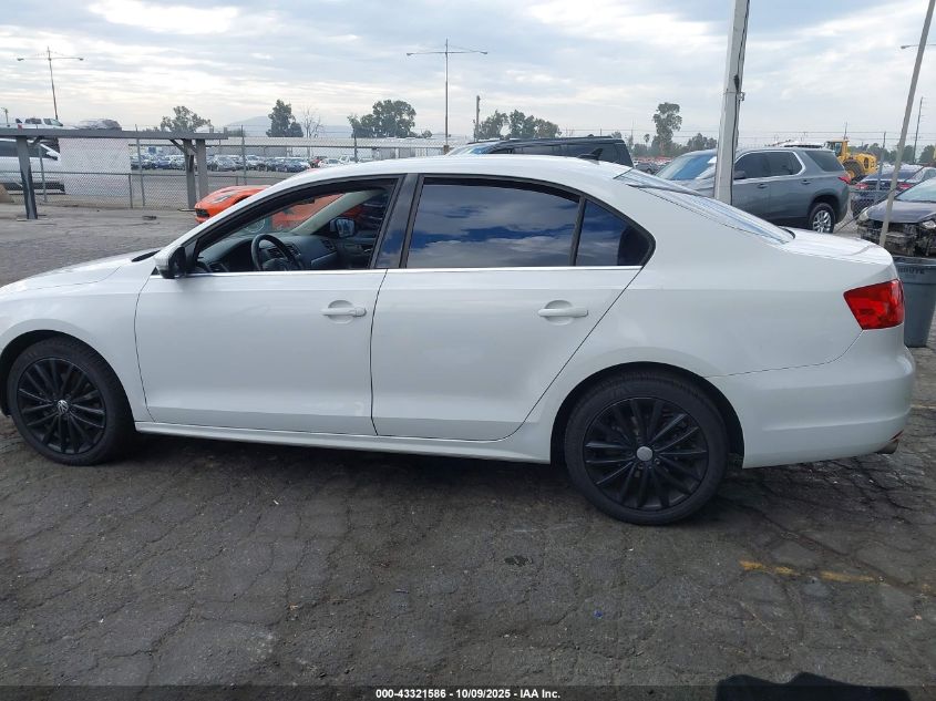 2011 Volkswagen Jetta 2.5L Sel VIN: 3VWLZ7AJ9BM344717 Lot: 43321586